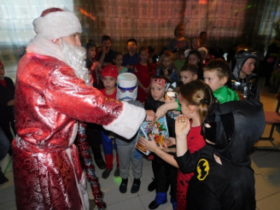 С наступающим Новым годом!