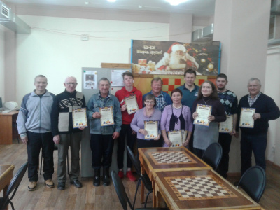 В Доме спорта «Прогресс» состоялись соревнования Глазовского района по шашкам. 