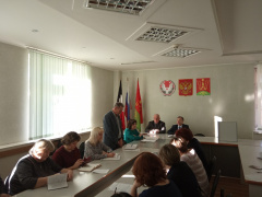 Сегодня, 2 апреля, Глава Глазовского района Вячеслав Сабреков провел аппаратное совещание с руководителями структурных подразделений Администрации. Сегодня, 2 апреля, Глава Глазовского района Вячеслав Сабреков провел аппаратное совещание с руководителями структурных подразделений Администрации.