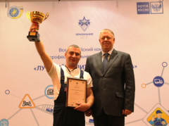 Ижевчанин Рамиль Садыйков стал лучшим водителем Почты России в Поволжье Ижевчанин Рамиль Садыйков стал лучшим водителем Почты России в Поволжье